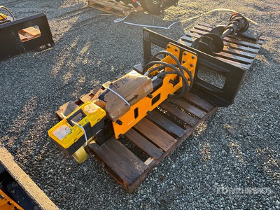 2025 GIYI GY-D680 スキッドステア付属部品 (Unused)