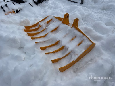 2026 GIYI 45 in Excavator Rake - Fits Cat 307 (Unused)