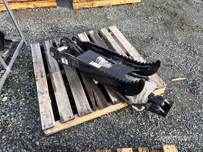 2025 GIYI GY-XJ5T Hydraulic Excavator Thumb - Fits Cat 5 ton (Unused)