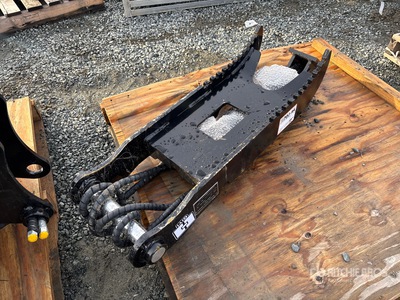 2025 GIYI GY-XJ5T Hydraulic Excavator Thumb - Fits Cat 5 ton (Unused)