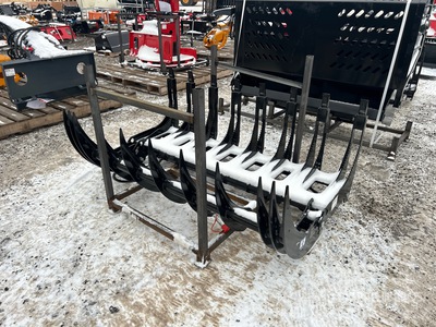 2025 GIYI GY-CLG72 70 in Log Skid Steer Grapple (Unused)