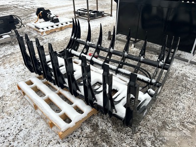 2025 GIYI GY-CLG72 70 in Skid Steer Grapple (Unused)