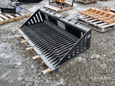 2025 GIYI GY-RB66 66 in Skeleton Skid Steer Bucket (Unused)