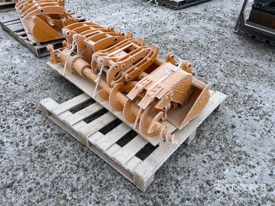 Quantity of (8) 2025 GIYI VCA-8 Excavator Attachments - Fits Cat 301 (Unused)