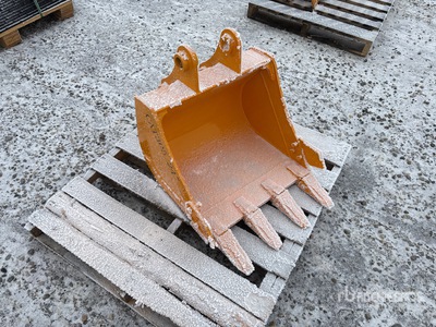 2025 GIYI GY-BK 24 in Excavator Bucket - Fits Cat 305 (Unused)