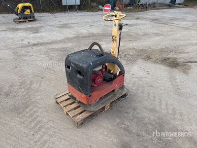 2009 Dynapac LG400 Vibratory Plate Compactor
