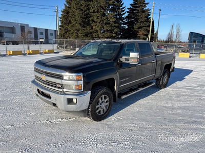 2015 Chevrolet Silverado 2500 LT Z71 4x4 Crew Cab Pickup