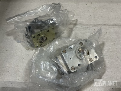 (2) Aerocontrolex 4102-203002 Fuel Pumps