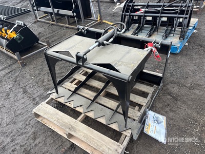 2026 GIYI HWG44 44 in Skeleton Mini Skid Steer Grapple (Unused)