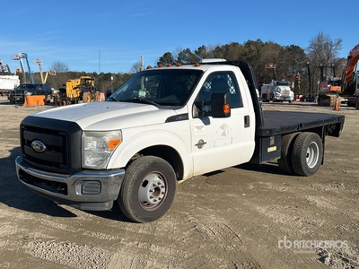 2011 Ford F-350 XL 4x2 Flatbed Truck