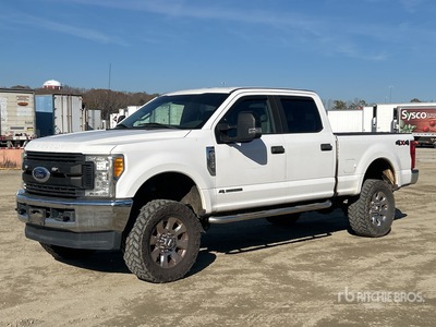 2017 Ford F-250 XL 4x4 Crew Cab Pickup
