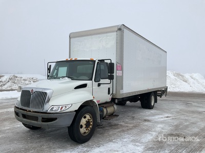 2018 International 4300 SBA 4x2 Autocarro furgonato