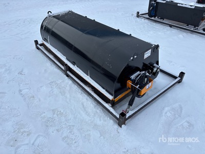 2025 GIYI GY-BS72 72 in Skid Steer Sweeper (Unused)