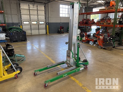 2022 Genie SLC-18 Materialaufzug