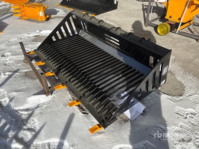 2025 GIYI GY-RB66 66 in Skeleton Skid Steer Bucket (Unused)