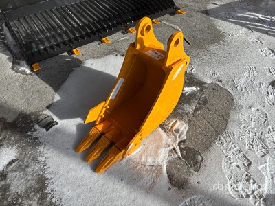 2026 GIYI GY-BK 12 in Digging Excavator Bucket - Fits Cat 305 (Unused)