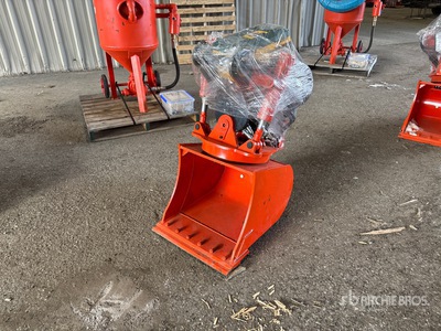 2025 22 in Rotating Excavator Bucket - Fits 6 - 8 ton (Unused)