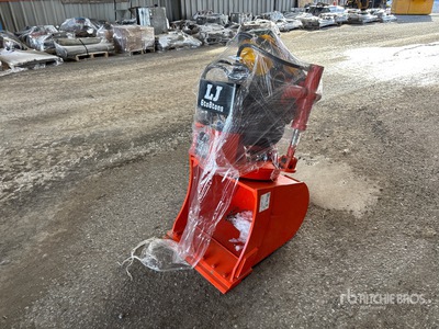 2025 22 in Q/C Rotating Excavator Bucket - Fits 6 - 8 ton (Unused)