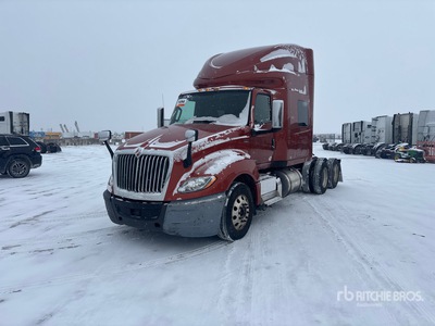 2018 International LT625 6x4 Tracteur routier couchette