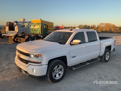 2018 Chevrolet Silverado 1500 Z71 4x4 Crew Cab Pickup