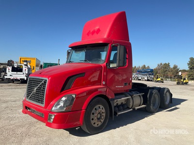 2007 Volvo VNL 6x4 T/A Day Cab Truck Tractor