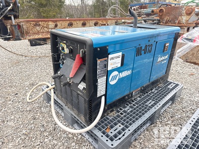 Miller Bobcat 260 210 A Multi-Process 3-in-1 Engine Driven Welder
