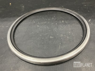 (6) Garlock 21238-4121 Plain Encased Seals