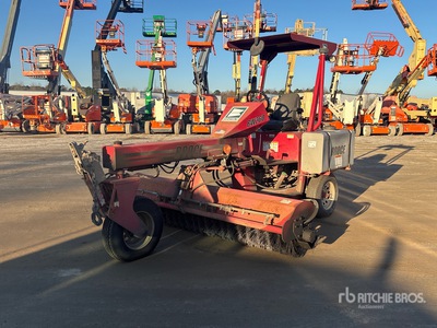 2017 Broce BW-260 Self-Propelled Broom