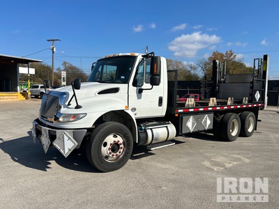 2019 International 4400 6x4 Cylinder Pallet Flatbed Truck