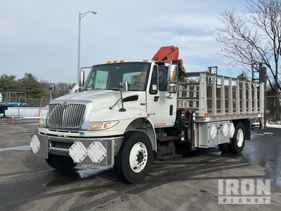 2001 Palfinger PK10000 Knuckle Boom on 2011 International DusaStar 4400 4x2 4x2 Boom Truck