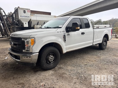 2017 Ford F-250 XL 4x2 Extended Cab Pickup