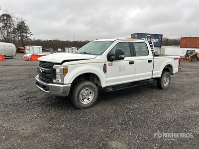 2018 Ford F-250 XL 4x4 Crew Cab Pickup