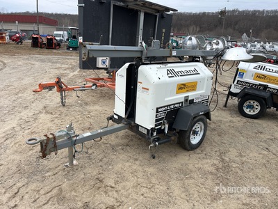 2016 Allmand Night-Lite Pro II 1250 W Tour d'éclairage (Inoperable)