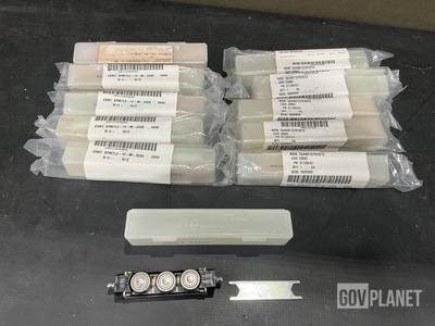 (11) Navistar Defense 3113991C1 Runners