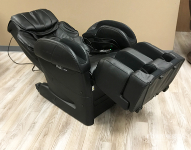 Osaki Japan 4D Zero Gravity Massage Chair Recliner (Unused)