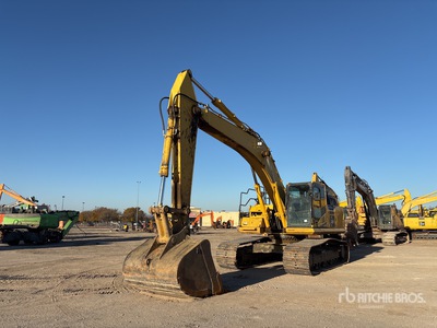2017 Komatsu PC360LC 11 Tracked Excavator