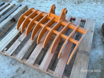 2026 GIYI 38 in Excavator Rake - Fits Cat 303 (Unused)