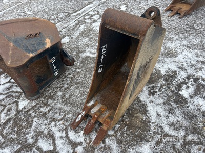 Hensely 12 in Digging دلو حفارة