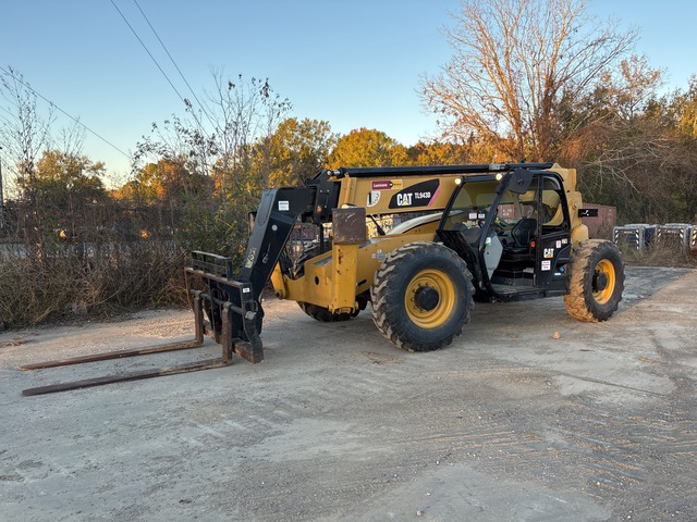 2019 Cat TL943D Telehandler 2019 Cat TL943D Telehandler