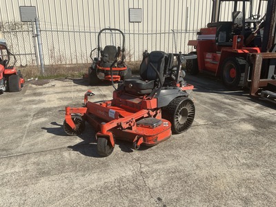 2022 Kubota Z726XKW-3-60 Ride-On Lawn Mower