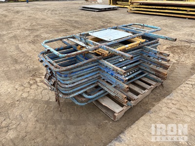 Qty of 18 6 ft Safety Hand Rail Handrail