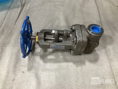 Velan Valve W03-0074B-14MSG Globe Valve