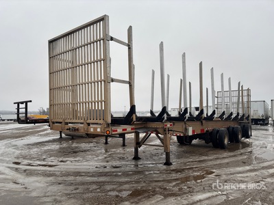 2018 Reitnouer 42 ft Tri/A Log Trailer