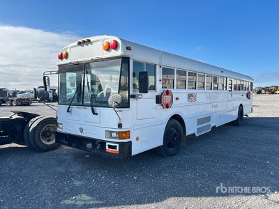 2003 International RE3000 4x2 52-Seat School Bus (Inoperable)