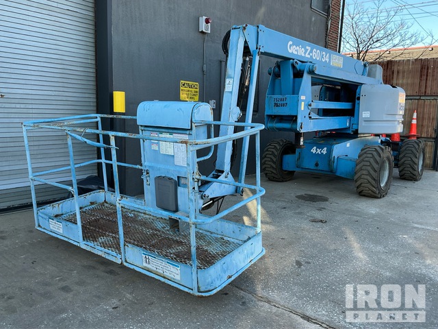 ELEVADOR ARTICULADO 2005 GENIE 4WD Z6034