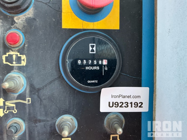 ELEVADOR ARTICULADO 2005 GENIE 4WD Z6034