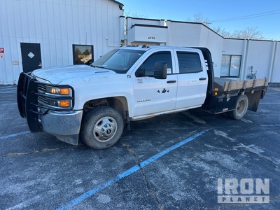 2015 Chevrolet 3500 HD 4x4 Crew Cab Pritsche-Lkw