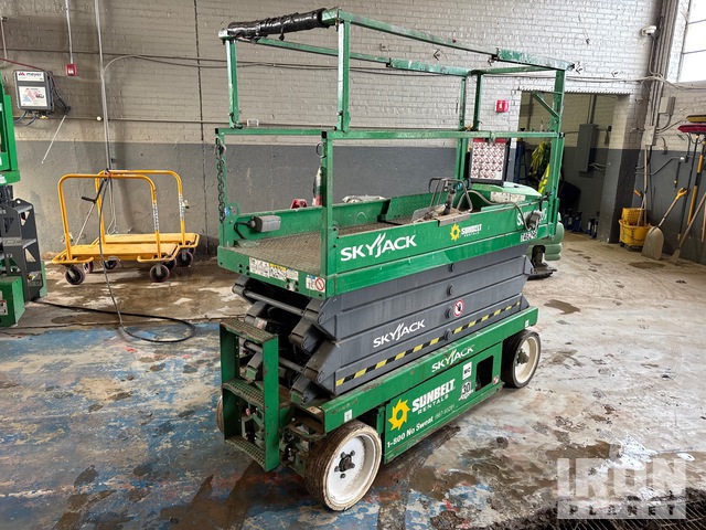 ELEVADOR TIJERA 2015 SKYJACK SJIII3226