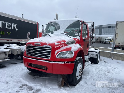 2007 Freightliner M2 106 4x2 S/A Day Cab Truck Tractor