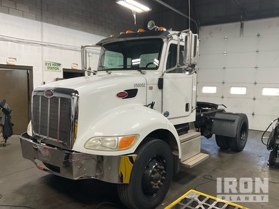 2015 Peterbilt 337 4x2 Tracteur routier